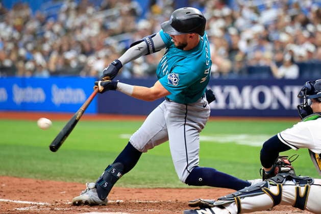 July 11, 2026, St. Petersburg, Florida, USA: Seattle Mariners third baseman Miles Mastrobuoni (21) lines out to Tampa Bay Rays center fielder Jonny DeLuca (21) during an MLB, Baseball Herren, USA game on July 11, 2026 at Tropicana Field. The Rays beat the Mariners 6-1. MLB 2026: Tampa Bay Rays 6 : 1 Seattle Mariners  - ZUMAh180 20260711_zsp_h180_098 Copyright: xKimxHukarix