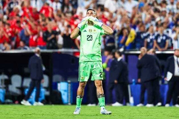 RECORD DATE NOT STATED FIFA World Cup, WM, Weltmeisterschaft, Fussball 2026 - Quarterfinals - Argentina v Switzerland Emiliano Martinez Goalkeeper of Argentina celebrates the team s 3 1 victory over Switzerland after the FIFA World Cup quarterfinal at Kansas City Stadium, in Missouri, United States, on Saturday, July 11, 2026.(Foto: Vanessa Carvalho Brazil Photo Press IMAGO) Sports Copyright: xVanessaxCarvalhox