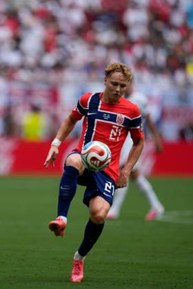 July 11, 2026, Miami Gardens, Florida, USA: Midfielder Andreas Schjelderup (21) of Norway during the quarterfinal match between England and Norway at Miami Stadium. England defeated Norway 2-1. World Cup 2026: Quarterfinal: England 2 : 1 Norway  - ZUMAd212 20260711_zsp_d212_016 Copyright: xRichardxDolex