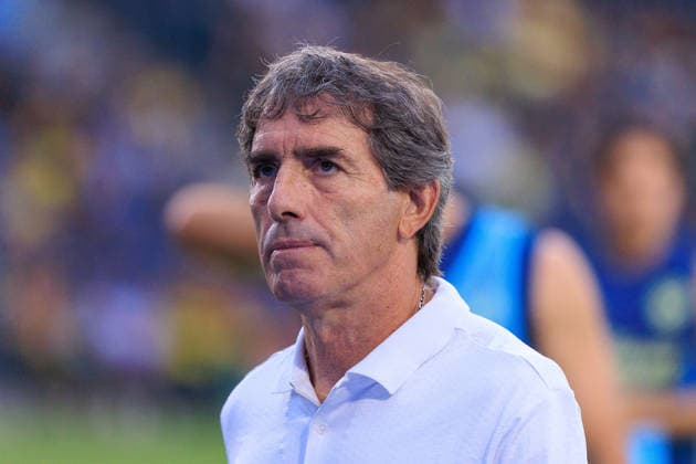 July 11, 2026, Carson, California, USA: Head coach, Guillermo Almada of the Club America during a friendly match against the LA Galaxy on Saturday July 11, 2026 at Dignity Health Sports Park Stadium in Carson, California. JAVIER ROJAS PI LA Galaxy Vs. Club America  - ZUMAp124 20260711_zaa_p124_001 Copyright: xJavierxRojasx