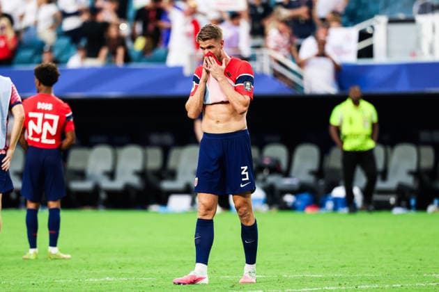 July 11, 2026, Miami, Fl, United States: Kristoffer Ajer player of Norway after the FIFA World Cup, WM, Weltmeisterschaft, Fussball quarterfinal match between Norway and England, at Miami Stadium, in Florida, United States, on Saturday, July 11, 2026. FIFA World Cup 2026 - Quarterfinals - Norway V England  - ZUMAv122 20260711_aap_v122_042 Copyright: xWilliamxVolcovx