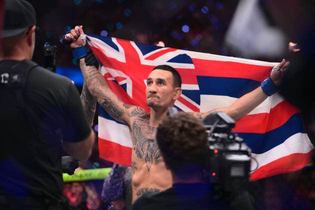 July 11, 2026, Las Vegas, Nevada, USA: MAX HOLLOWAY defeated CONOR MCGREGOR by TKO (knee injury) at 1:09 of Round 1 during UFC 329 at the T-Mobile Arena in Las Vegas. UFC 329: Max Holloway Defeated Conor McGregor By TKO  - ZUMAo117 20260711_zsp_o117_088 Copyright: xMikaelxOnax