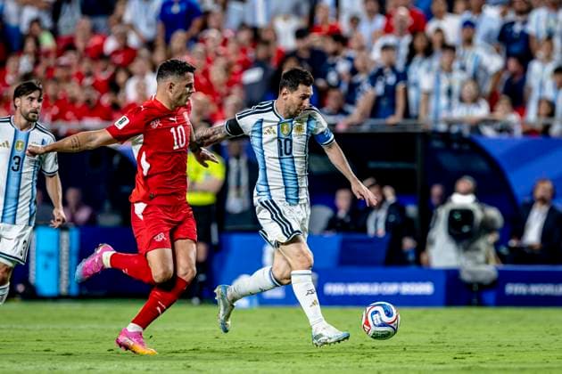 KANSAS CITY - (lr) Granit Xhaka of Switzerland and Lionel Messi of Argentina during the 2026 World Cup match between Argentina and Switzerland at Arrowhead Stadium on July 11, 2026, in Kansas City, United States. (Photo by Stefan Koops EYE4IMAGES DeFodi Images) - *** KANSAS CITY — Granit Xhaka of Switzerland and Lionel Messi of Argentina during the 2026 World Cup match between Argentina and Switzerland at Arrowhead Stadium on July 11, 2026, in Kansas City, United States. Photo by Stefan Koops, EYE4IMAGES, DeFodi Images