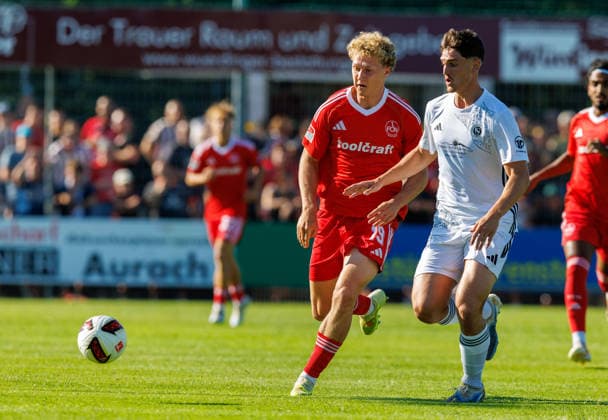 11.07.2026 - Fussball - Saison 2026 2027 - Testspiel Freundschaftsspiel Vorbereitungsspiel: SpVgg Ansbach 09 - 1. FC Nürnberg Nuernberg FCN ( Club ) - Sportfoto Zink DaMa - xdaxmax - Piet Scobel (19, 1. FC Nürnberg FCN ) Lucas Beetz (2, SpVgg Ansbach ) *** July 11, 2026 Soccer Season 2026–2027 Exhibition Match Friendly Match Preseason Match SpVgg Ansbach 09 vs. 1 FC Nürnberg Nuremberg FCN Club Sports Photo Zink DaMa xdaxmax Piet Scobel 19, 1 FC Nürnberg FCN Lucas Beetz 2, SpVgg Ansbach