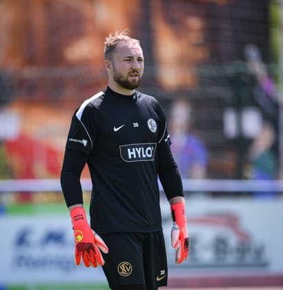 Fussball 1. Bundesliga 2026 2027 Testspiel 11.07.2026 SV Elversberg - FC Thun Torwart Nicolas Kristof (SV Elversberg) *** Soccer, Bundesliga 1, 2026–2027, Friendly Match, July 11, 2026, SV Elversberg vs. FC Thun, Goalkeeper Nicolas Kristof, SV Elversberg