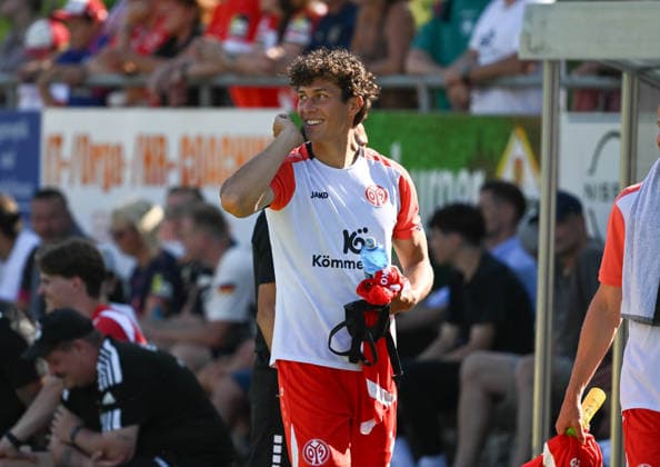 11.07.2026, xsltx, Fussball Testspiel, Eisbachtaler Sportfreunde - FSV Mainz 05 v.l. Fabio Gruber (1. FSV Mainz 05) (DFL DFB REGULATIONS PROHIBIT ANY USE OF PHOTOGRAPHS as IMAGE SEQUENCES and or QUASI-VIDEO) *** July 11, 2026, xsltx, soccer friendly match, Eisbachtaler Sportfreunde vs. FSV Mainz 05, photo by Fabio Gruber 1. FSV Mainz 05. DFL and DFB regulations prohibit any use of photographs as image sequences and or quasi-video.