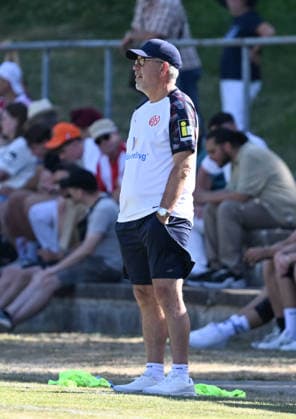 11.07.2026, xsltx, Fussball Testspiel, Eisbachtaler Sportfreunde - FSV Mainz 05 v.l. Ruht in sich: Urs Fischer (Cheftrainer 1. FSV Mainz 05) (DFL DFB REGULATIONS PROHIBIT ANY USE OF PHOTOGRAPHS as IMAGE SEQUENCES and or QUASI-VIDEO) *** July 11, 2026, xsltx, Soccer Friendly Match, Eisbachtaler Sportfreunde vs. FSV Mainz 05; Urs Fischer, Head Coach of FSV Mainz 05; DFL DFB REGULATIONS PROHIBIT ANY USE OF PHOTOGRAPHS AS IMAGE SEQUENCES AND OR QUASI-VIDEO