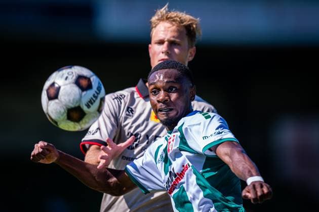 DORDRECHT , 11-07-2026 , M-Scores Stadium , season 2026 2027 , Dutch Preseason football , match between FC Dordrecht and Excelsior Rotterdam , picture shows FC Dordrecht player Beni Mpanzu and Excelsior Rotterdam player Quinten Kraaijvanger Dordrecht - Excelsior (friendly)  x204992203x Copyright: