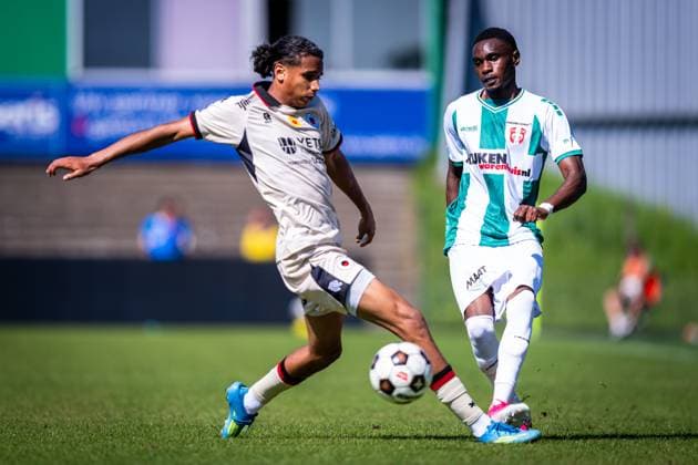 DORDRECHT , 11-07-2026 , M-Scores Stadium , season 2026 2027 , Dutch Preseason football , match between FC Dordrecht and Excelsior Rotterdam , picture shows FC Dordrecht player Beni Mpanzu and Excelsior Rotterdam player Jeyano Fortes Rocha Dordrecht - Excelsior (friendly)  x204992206x Copyright: