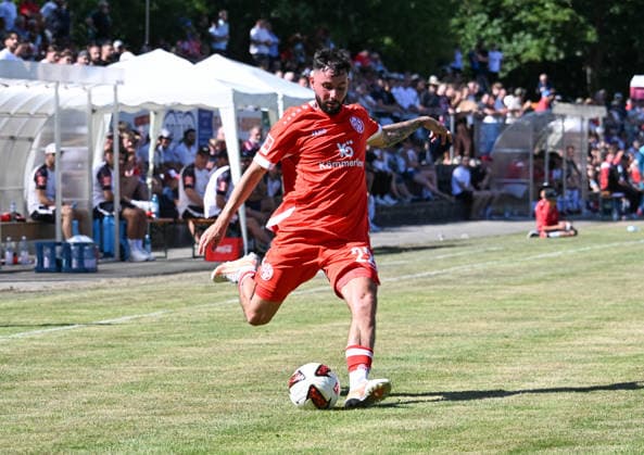 11.07.2026, xsltx, Fussball Testspiel, Eisbachtaler Sportfreunde - FSV Mainz 05 v.l. Marco Richter (1. FSV Mainz 05) (DFL DFB REGULATIONS PROHIBIT ANY USE OF PHOTOGRAPHS as IMAGE SEQUENCES and or QUASI-VIDEO) *** July 11, 2026, xsltx, soccer friendly match, Eisbachtaler Sportfreunde vs. FSV Mainz 05, Marco Richter 1, FSV Mainz 05. DFL and DFB regulations prohibit any use of photographs as image sequences and or quasi-video.