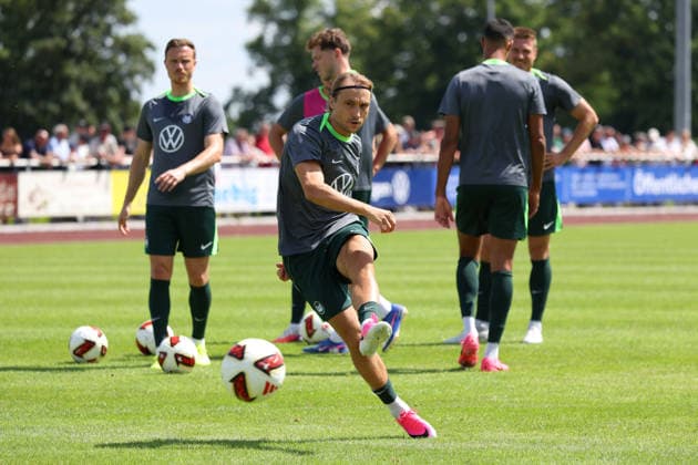 FSV Schöningen vs. VfL, Testspiel Schöningen, 11.07.2026, Fußball, Herren, Saison 2026 2027, Testspiel, FSV Schöningen vs. VfL Wolfsburg: Lovro Majer (VfL Wolfsburg) Deutschland *** FSV Schöningen vs. VfL, Friendly Match in Schöningen, July 11, 2026, Soccer, Men s, 2026–2027 Season, Friendly Match, FSV Schöningen vs. VfL Wolfsburg, Lovro Majer, VfL Wolfsburg, Germany