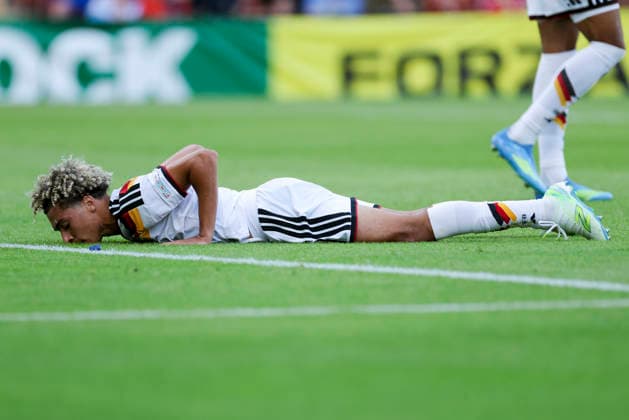 Montrell Culbreath (Germany) schaut enttaeuscht, UEFA European Under-19 Championship 2026 Final, Spain v Germany, Racecourse Ground am 11. July 2026 in Wrexham, Vereinigtes Königreich. (Foto von Marco Steinbrenner DeFodi Images) Montrell Culbreath (Germany) looks dejected, UEFA European Under-19 Championship 2026 Final, Spain v Germany, Racecourse Ground, July 11, 2026 in Wrexham, United Kingdom. (Photo by Marco Steinbrenner DeFodi Images) - *** Montrell Culbreath of Germany looks disappointed, 2026 UEFA European Under-19 Championship Final, Spain vs. Germany, Racecourse Ground on July 11, 2026, in Wrexham, United Kingdom. Photo by Marco Steinbrenner, DeFodi Images. Montrell Culbreath of Germany looks dejected, UEFA European Under-19 Championship 2026 Final, Spain vs. Germany, Racecourse Ground, July 11, 2026, in Wrexham, United Kingdom. Photo by Marco Steinbrenner, DeFodi Images