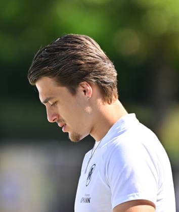 11.07.2026 - Fussball - Saison 2026 2027 - Testspiel Freundschaftsspiel - FC Eintracht Bamberg - SpVgg Greuther Fürth ( Kleeblatt ) - - Sportfoto Zink MeZi - xmexzix - regulations prohibit any use of photographs as image sequences and or quasi-video - only for editorial use - Leander Popp (20, SpVgg Greuther Fürth ) vor Spielbeginn *** July 11, 2026 Soccer Season 2026–2027 Exhibition Match Friendly Match FC Eintracht Bamberg vs. SpVgg Greuther Fürth Kleeblatt Sports Photo by Zink MeZi xmexzix; regulations prohibit any use of photographs as image sequences and or quasi-video; for editorial use only. Leander Popp 20, SpVgg Greuther Fürth before kickoff