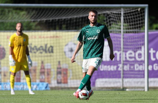 Doni Arifi , Freundschaftsspiel , FC Eintracht Bamberg 2010-SpVgg Greuther Fürth , , Fußball , 2.Bundesliga in dem Fuchs-Park-Stadion in Bamberg , Bayern , Deutschland . Juli 11 , 2026 . Photo by: Davide Elias IPA Photo Pressefoto DENL Copyright: xDavidexEliasx