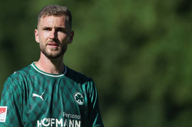 Dennis Srbeny , Freundschaftsspiel , FC Eintracht Bamberg 2010-SpVgg Greuther Fürth , , Fußball , 2.Bundesliga in dem Fuchs-Park-Stadion in Bamberg , Bayern , Deutschland . Juli 11 , 2026 . Photo by: Davide Elias IPA Photo Pressefoto DENL Copyright: xDavidexEliasx