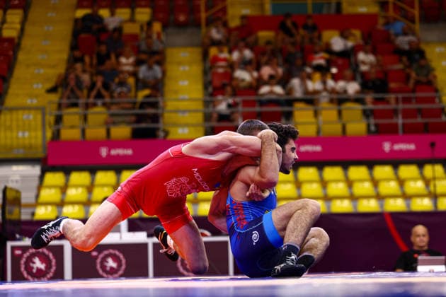 U20 European Championships 65kg FS - Maxim Dimov (MDA) df. Aren Hayrapetyan (ARM) *** U20 European Championships, 65 kg Freestyle: Maxim Dimov (MDA) def. Aren Hayrapetyan (ARM) Copyright: xJakexKirkmanx xUnitedxWorldxWresx Jake Kirkman United World Wres