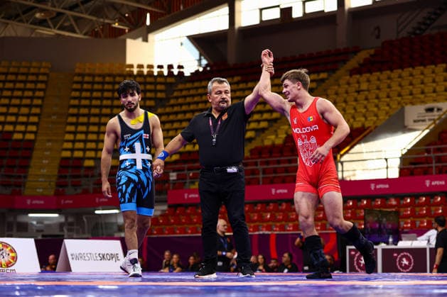 U20 European Championships 70kg FS - Ionut Triboii (MDA) df. Zurab Abalaki (GEO) *** U20 European Championships, 70 kg Freestyle: Ionut Triboii (MDA) def. Zurab Abalaki (GEO) Copyright: xJakexKirkmanx xUnitedxWorldxWrestlingx Jake Kirkman United World Wrestling
