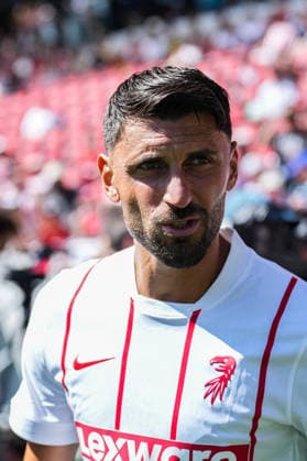 Trainingsauftakt: SC Freiburg, 12.07.2026 Vincenzo Grifo (SC Freiburg, 32) Trainingsauftakt: SC Freiburg, Europa-Park-Stadion, 12.07.2026 DFB DFL REGULATIONS PROHIBIT ANY USE OF PHOTOGRAPHS AS IMAGE SEQUENCES AND OR QUASI-VIDEO. *** SC Freiburg Training Kickoff, July 12, 2026 Vincenzo Grifo SC Freiburg, 32 SC Freiburg Training Kickoff, Europa-Park Stadium, July 12, 2026 DFB and DFL regulations prohibit any use of photographs as image sequences and or quasi-video. Copyright: xBEAUTIFULxSPORTS Boscox