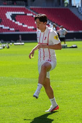 Trainingsauftakt: SC Freiburg, 12.07.2026 Rihito Yamamoto (SC Freiburg, 20) Trainingsauftakt: SC Freiburg, Europa-Park-Stadion, 12.07.2026 DFB DFL REGULATIONS PROHIBIT ANY USE OF PHOTOGRAPHS AS IMAGE SEQUENCES AND OR QUASI-VIDEO. *** SC Freiburg Training Kickoff, July 12, 2026 Rihito Yamamoto SC Freiburg, 20 SC Freiburg Training Kickoff, Europa-Park Stadium, July 12, 2026 DFB and DFL regulations prohibit any use of photographs as image sequences and or quasi-video. Copyright: xBEAUTIFULxSPORTS Boscox