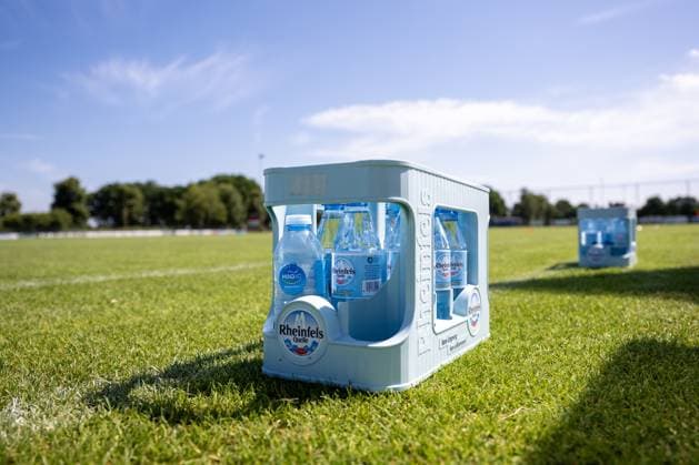 SWOLGEN , 12-07-2026 , Sportpark Kerkebos , pre season 2026 2027 , Dutch Keukenkampioen divisie , football , friendly match between Top Oss and - MSV Duisburg , picture shows waterduring the match Fortuna Sittard - Lierse SKrinks because of the heath before the match Top Oss - MSV Duisburg (friendly)  x204993539x Copyright: