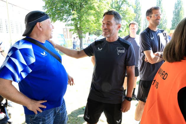 DEU, DFL, 2. FBL Hertha BSC, Saisoneroeffnung, 12.07.2026, Sportforum, Berlin, DEU, DFL, 2. FBL Hertha BSC, Saisoneroeffnung, Hertha-Spieler, Hertha-BSC Fans, Cheftrainer Stefan Leitl (Hertha BSC Berlin), Co-Trainer Andre Mijatovic (Hertha BSC Berlin) DFL - regulations prohibit any use of Photographs as image sequences and or quasi-video *** GER, DFL, 2. Bundesliga Hertha BSC, Season Opener, July 12, 2026, Sportforum, Berlin, GER, DFL, 2nd Bundesliga Hertha BSC, Season Opener, Hertha Players, Hertha BSC Fans, Head Coach Stefan Leitl (Hertha BSC Berlin), Assistant Coach Andre Mijatovic (Hertha BSC Berlin). DFL regulations prohibit any use of photographs as image sequences and or quasi-video. Nordphotox xEngler nph00076