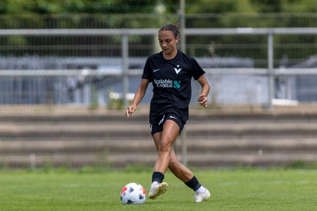 GER, Jena, Fussball, Frauenfussball, Testspiel, FC Carl-Zeiss Jena vs. Viktoria Berlin im Bild v.l.: Katharina Krist (Viktoria Berlin 18), Aktion mit Ball 12.07.2026, Ernst-Abbe Sportfeld Jena DFB REGULATIONS PROHIBIT ANY USE OF PHOTOGRAPHS AS IMAGE SEQUENCES AND OR QUASI-VIDEO, *** GER, Jena, Soccer, Women s Soccer, Friendly Match, FC Carl Zeiss Jena vs. Viktoria Berlin (pictured, from left: Katharina Krist, Viktoria Berlin 18, in action with the ball, July 12, 2026), Ernst Abbe Sportfeld, Jena. DFB regulations prohibit any use of photographs as image sequences and or quasi-video, Copyright: HMBxMedia PaulxFritz