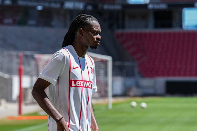 Trainingsauftakt: SC Freiburg, 12.07.2026 Jordy Makengo (SC Freiburg, 33) Trainingsauftakt: SC Freiburg, Europa-Park-Stadion, 12.07.2026 DFB DFL REGULATIONS PROHIBIT ANY USE OF PHOTOGRAPHS AS IMAGE SEQUENCES AND OR QUASI-VIDEO. *** SC Freiburg Training Kickoff, July 12, 2026 Jordy Makengo SC Freiburg, 33 SC Freiburg Training Kickoff, Europa-Park Stadium, July 12, 2026 DFB and DFL regulations prohibit any use of photographs as image sequences and or quasi-video. Copyright: xBEAUTIFULxSPORTS Boscox