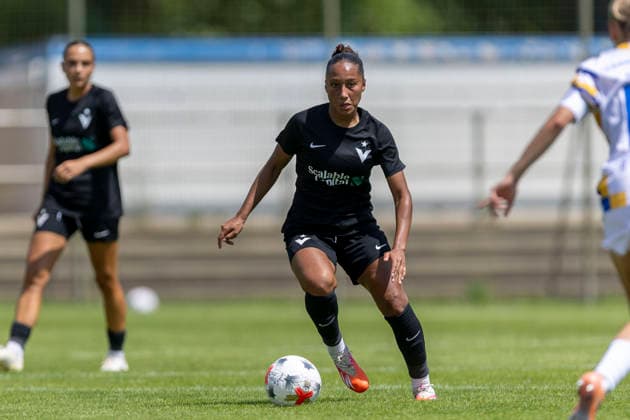 GER, Jena, Fussball, Frauenfussball, Testspiel, FC Carl-Zeiss Jena vs. Viktoria Berlin im Bild v.l.: Vanessa Fuerst (Viktoria Berlin 06), Aktion mit Ball 12.07.2026, Ernst-Abbe Sportfeld Jena DFB REGULATIONS PROHIBIT ANY USE OF PHOTOGRAPHS AS IMAGE SEQUENCES AND OR QUASI-VIDEO, *** GER, Jena, soccer, women s soccer, exhibition match, FC Carl Zeiss Jena vs. Viktoria Berlin; pictured from left: Vanessa Fuerst, Viktoria Berlin 06, in action with the ball, July 12, 2026, Ernst Abbe Sportfeld, Jena. DFB regulations prohibit any use of photographs as image sequences and or quasi-video, Copyright: HMBxMedia PaulxFritz