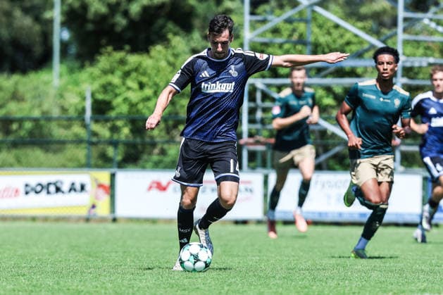 Fussball, 3.Liga Saison 2026 2027 Testspiel TOP Oss - MSV Duisburg 12.07.2026, De Kerkebos Conor Noß (MSV Duisburg,14) Swolgen De Kerkebos Niederlande *** Sports, Soccer, 3rd Division, 2026–2027 Season, Friendly Match: TOP Oss vs. MSV Duisburg, July 12, 2026, De Kerkebos, Conor Noß (MSV Duisburg), 14 Swolgen, De Kerkebos, Netherlands