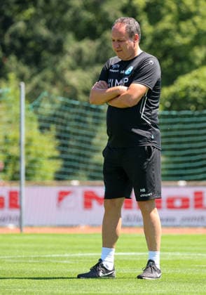 12.07.2026, Deutschland, Stuttgart, Fussball, Testspiel, Regionalliga Südwest, SV Stuttgarter Kickers vs. FC Bayern München II, Kickers Trainer Holger Bachthaler *** July 12, 2026, Germany, Stuttgart, Soccer, Friendly Match, Regionalliga Südwest, SV Stuttgarter Kickers vs. FC Bayern Munich II, Kickers Coach Holger Bachthaler
