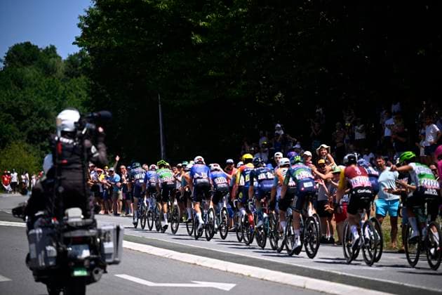 Tour de France 2026 Stage 9 USSEL, FRANCE - JULY 12 : illustration picture peloton during stage 9 of the 113rd edition of Tour de France an UCI World Tour 2.UWT cycling road race stage for Men Elite of 185 km with start in Malemort and finish in Ussel on July 12, 2026 in Ussel, France, 12 07 2026 ( Motordriver Kurt Vandenborre - Ussel France  Copyright: xTomasxSiskx