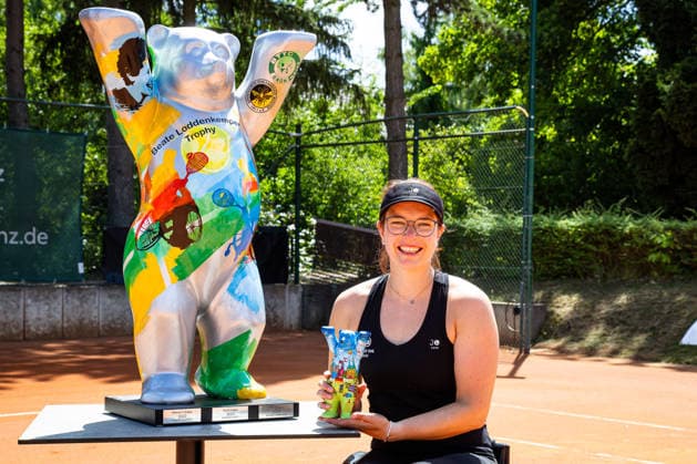 Britta Wend GER - Siegerin der Damen 2026, Finaltag - 36. GERMAN OPEN 2026 - Beate Loddenkemper Trophy, Berlin, BTTC Grün-Weiß, 12.07.2026, *** Britta Wend (GER), Women s Champion 2026, Final Day 36 of the 2026 GERMAN OPEN Beate Loddenkemper Trophy, Berlin, BTTC Grün Weiß, July 12, 2026, Copyright: xClaudioxGärtnerx