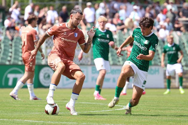 Deutschland: Freundschaftsspiel 2026 - 2027, BSG Chemie Leipzig - 1. FC Magdeburg, Alfred-Kunze Sportpark (Leipzig): Falko Michel (1. FC Magdeburg, 21) am Ball *** Germany Friendly Match 2026 2027, BSG Chemie Leipzig vs. 1 FC Magdeburg, Alfred Kunze Sportpark, Leipzig, Falko Michel (1 FC Magdeburg), 21 on the ball Copyright: xLucasxWalterx