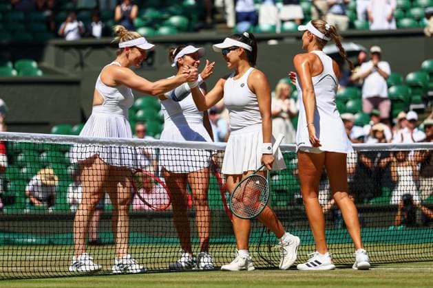 Hanyu Guo and Kristina Mladenovic celebrate victory in the Ladies Doubles Final against Luisa Stefani and Gabriela Dabrowski Wimbledon Tennis Championships, Day 14, The All England Lawn Tennis and Croquet Club, London, UK - 12 Jul 2026London The All England Lawn Tennis and United Kingdom  Copyright: xJamesxMarsh Shutterstockx 16981035cm