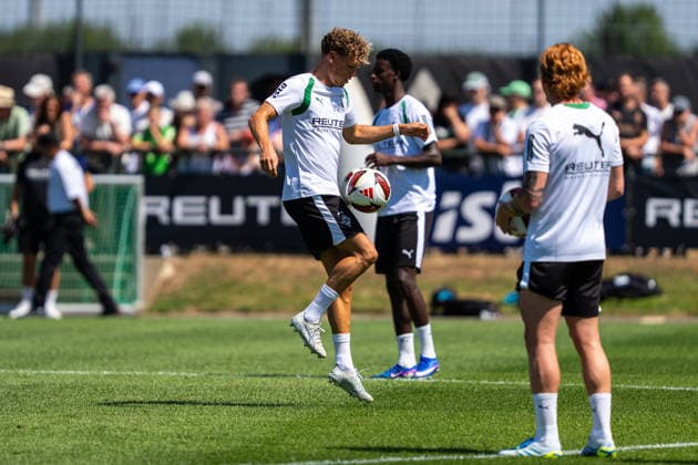 Robin Hack (Borussia Moenchengladbach, 25) Trainingsauftakt VfL Borussia Moenchengladbach, Fussball, 1. Bundesliga, Saison 2026 2027, 12.07.2026 DFL REGULATIONS PROHIBIT ANY USE OF PHOTOGRAPHS AS IMAGE SEQUENCES AND OR QUASI-VIDEO Trainingsauftakt VfL Borussia Moenchengladbach, Fussball, 1. Bundesliga, Saison 2026 2027, 12.07.2026 Moenchengladbach *** Robin Hack, Borussia Mönchengladbach, 25: Start of Training for VfL Borussia Mönchengladbach, Soccer, Bundesliga 1, 2026–2027 Season, July 12, 2026 DFL regulations prohibit any use of photographs as image sequences and or quasi-video Start of training for VfL Borussia Mönchengladbach, soccer, Bundesliga 1, 2026–2027 season, July 12, 2026, Mönchengladbach Copyright: xEibner-Pressefoto J.xDerondeaux EP_JDU