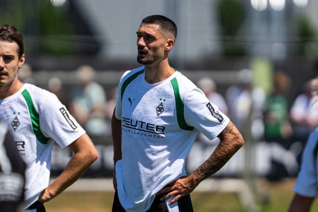 Tim Kleindienst (Borussia Moenchengladbach, 11) Trainingsauftakt VfL Borussia Moenchengladbach, Fussball, 1. Bundesliga, Saison 2026 2027, 12.07.2026 DFL REGULATIONS PROHIBIT ANY USE OF PHOTOGRAPHS AS IMAGE SEQUENCES AND OR QUASI-VIDEO Trainingsauftakt VfL Borussia Moenchengladbach, Fussball, 1. Bundesliga, Saison 2026 2027, 12.07.2026 Moenchengladbach *** Tim Kleindienst, Borussia Mönchengladbach, 11: Start of Training, VfL Borussia Mönchengladbach, Soccer, Bundesliga 1, 2026–2027 Season, July 12, 2026 DFL regulations prohibit any use of photographs as image sequences and or quasi-video Start of training for VfL Borussia Mönchengladbach, soccer, Bundesliga 1, 2026–2027 Season, July 12, 2026, Mönchengladbach Copyright: xEibner-Pressefoto J.xDerondeaux EP_JDU