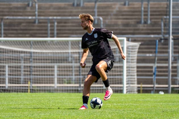 12.07.2026, xhfmx, Fussball Testspiel, FSV Frankfurt - RW WalldorfPhil Kemper (5, FSV Frankfurt) (DFL DFB REGULATIONS PROHIBIT ANY USE OF PHOTOGRAPHS as IMAGE SEQUENCES and or QUASI-VIDEO) *** July 12, 2026, xhfmx, Soccer Friendly Match, FSV Frankfurt vs. RW Walldorf, Phil Kemper 5, FSV Frankfurt: DFL and DFB regulations prohibit any use of photographs as image sequences and or quasi-video.