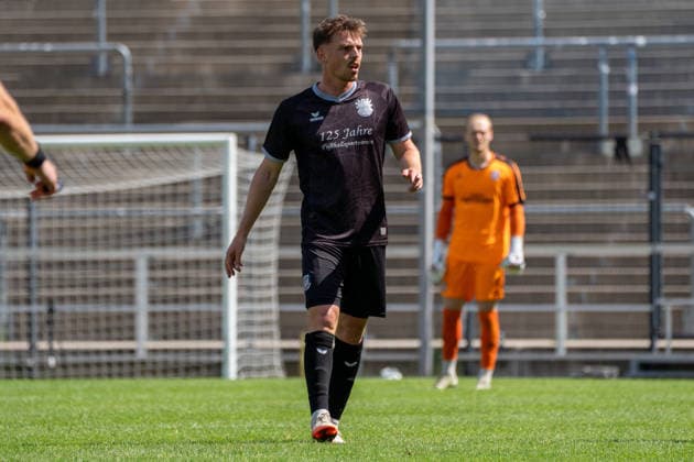 12.07.2026, xhfmx, Fussball Testspiel, FSV Frankfurt - RW Walldorf David Deger (FSV Frankfurt) (DFL DFB REGULATIONS PROHIBIT ANY USE OF PHOTOGRAPHS as IMAGE SEQUENCES and or QUASI-VIDEO) *** July 12, 2026, xhfmx, Soccer Friendly Match, FSV Frankfurt vs. RW Walldorf, David Deger, FSV Frankfurt, DFL, DFB. REGULATIONS PROHIBIT ANY USE OF PHOTOGRAPHS AS IMAGE SEQUENCES AND OR QUASI-VIDEO