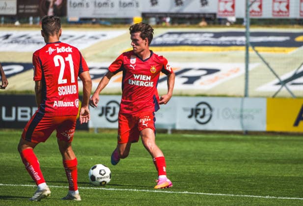 Testspiel - FC Hertha Wels vs. SK Rapid Wien - eww Stadion (Wels, Österreich): Nicolas Bajlic (SK Rapid Wien) *** Friendly Match: FC Hertha Wels vs. SK Rapid Vienna at Wels Stadium, Austria; Nicolas Bajlic, SK Rapid Vienna Copyright: xLukasxBierederx