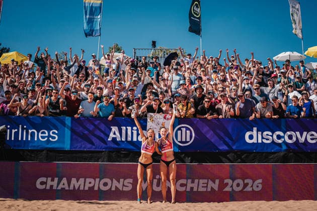 Sport Bilder des Tages Beachvolleyball Frauen Allianz German Beach Tour 2026 Tourstop München 12.07.2026 v.l. Paula Schürholz und Elea Beutel gewinnen das Turnier in München und jubeln München Zentraler Hochschulsport: Beach- Bayern Deutschland *** Women s Beach Volleyball: Allianz German Beach Tour 2026, Munich Stop, July 12, 2026; from left: Paula Schürholz and Elea Beutel win the tournament in Munich and celebrate; Munich Central University Sports, Beach Bayern, Germany