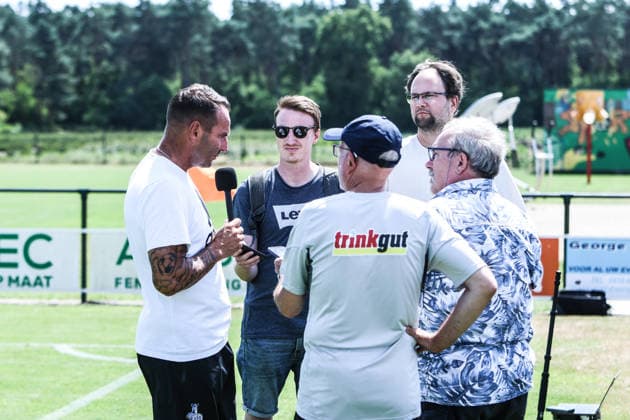 Fussball, 3.Liga Saison 2026 2027 Testspiel TOP Oss - MSV Duisburg 12.07.2026, De Kerkebos Dietmar Hirsch (Cheftrainer, MSV Duisburg) im Interview Swolgen De Kerkebos Niederlande *** Sports, Soccer, 3rd Division, 2026–2027 Season, Friendly Match: TOP Oss vs. MSV Duisburg, July 12, 2026, De Kerkebos; Dietmar Hirsch, Head Coach of MSV Duisburg, in an interview in Swolgen, De Kerkebos, Netherlands