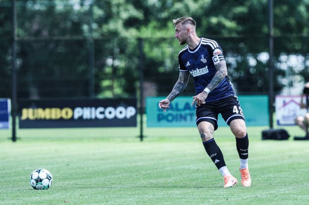 Fussball, 3.Liga Saison 2026 2027 Testspiel TOP Oss - MSV Duisburg 12.07.2026, De Kerkebos Alexander Hahn (MSV Duisburg, 42) Swolgen De Kerkebos Niederlande *** Sports, Soccer, 3rd Division, 2026–2027 Season, Friendly Match: TOP Oss vs. MSV Duisburg, July 12, 2026, De Kerkebos, Alexander Hahn (MSV Duisburg), 42, Swolgen, De Kerkebos, Netherlands