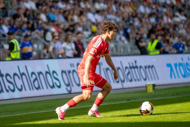 GER, Jena, Fussball, Testspiel, FC Carl-Zeiss Jena vs. 1. FC Union Berlin im Bild v.l.: Julien Friedrich (1. FC Union Berlin 38), Aktion mit Ball 12.07.2026, Ernst-Abbe Sportfeld Jena DFB REGULATIONS PROHIBIT ANY USE OF PHOTOGRAPHS AS IMAGE SEQUENCES AND OR QUASI-VIDEO, *** GER, Jena, Soccer, Friendly Match, FC Carl Zeiss Jena vs. 1. FC Union Berlin (pictured, from left): Julien Friedrich (1. FC Union Berlin, No. 38), in action with the ball, July 12, 2026, Ernst Abbe Sportfeld, Jena. DFB regulations prohibit any use of photographs as image sequences and or quasi-video, Copyright: HMBxMedia PaulxFritz