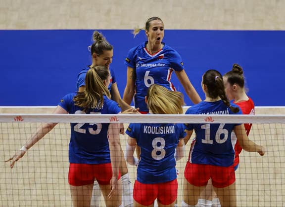 WomenÕs Volleyball Nations League - Belgrade 2026 Players of Czech Republic react during the WomenÕs Volleyball Nations League Pool 7 match between France and Czech Republic at Belgrade Arena on July 12, 2026 in Belgrade, Serbia. Belgrade Serbia Copyright: xSrdjanxStevanovicx x