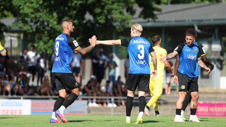 12.07.2026, xrekx, Fussball Testspiel, SV Oberachern - 1.FC Saarbruecken v.l. Torjubel nach dem Tor zum celebrating the goal celebrate 0:1 durch Kai Brünker Bruenker (1.FC Saarbruecken) mit Anton Baeuerle (1. FC Saarbruecken) (DFL DFB REGULATIONS PROHIBIT ANY USE OF PHOTOGRAPHS as IMAGE SEQUENCES and or QUASI-VIDEO) Oberkirch *** July 12, 2026, xrekx, Soccer Friendly Match, SV Oberachern vs. 1. FC Saarbrücken: Goal celebration after Kai Brünker scored the 0–1 goal for 1. FC Saarbrücken with Anton Baeuerle. DFL and DFB regulations prohibit any use of photographs as IMAGE SEQUENCES and or QUASI-VIDEO Oberkirch