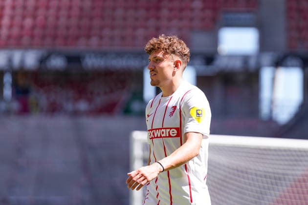 Philipp Treu (SC Freiburg, 29) , Deutschland, Fussball, 1. Bundesliga, 2026 2027, SC Freiburg, Öffentliches Training, 12.07.2026, Europa-Park Stadion, Freiburg Freiburg Europa-Park Stadion Baden-Württemberg Deutschland *** Philipp Treu, SC Freiburg, 29, Germany, soccer, Bundesliga 1, 2026–2027, SC Freiburg, public training session, July 12, 2026, Europa-Park Stadium, Freiburg, Freiburg, Europa-Park Stadium, Baden-Württemberg, Germany Copyright: xArnexAmbergx