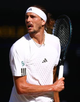 Wimbledon Championships 2026, Mens Final Day 14 AELTC Wimbledon, London, UK - 12 07 2026 Alexander Zverev (GER) in action during the Mens Final against Jannik Sinner (ITA) in the 2026 Wimbledon Championships at the AELTC London London AELTC Wimbledon London GBR, UK NEWSPAPERS OUT Copyright: xMarkxGreenwoodx