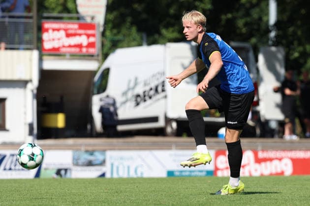 12.07.2026, xrekx, Fussball Testspiel, SV Oberachern - 1.FC Saarbruecken v.l. Anton Baeuerle (1. FC Saarbruecken) (DFL DFB REGULATIONS PROHIBIT ANY USE OF PHOTOGRAPHS as IMAGE SEQUENCES and or QUASI-VIDEO) Oberkirch *** July 12, 2026, xrekx, soccer exhibition match, SV Oberachern vs. 1. FC Saarbrücken, photo by Anton Baeuerle, 1. FC Saarbrücken. DFL and DFB regulations prohibit any use of photographs as image sequences and or quasi-video. Oberkirch