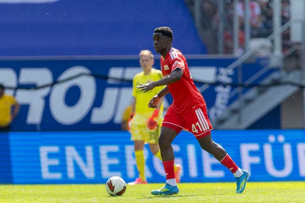 GER, Jena, Fussball, Testspiel, FC Carl-Zeiss Jena vs. 1. FC Union Berlin im Bild v.l.: Oluwaseun Ogbemudia (1. FC Union Berlin 41), Aktion mit Ball 12.07.2026, Ernst-Abbe Sportfeld Jena DFB REGULATIONS PROHIBIT ANY USE OF PHOTOGRAPHS AS IMAGE SEQUENCES AND OR QUASI-VIDEO, *** GER, Jena, Soccer, Friendly Match, FC Carl Zeiss Jena vs. 1. FC Union Berlin (pictured, from left): Oluwaseun Ogbemudia, 1. FC Union Berlin 41, in action with the ball, July 12, 2026, Ernst Abbe Sportfeld, Jena. DFB regulations prohibit any use of photographs as image sequences and or quasi-video, Copyright: HMBxMedia PaulxFritz