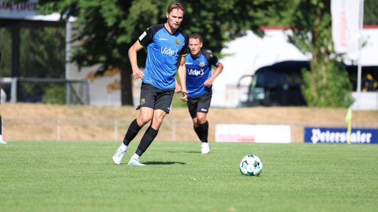 12.07.2026, xrekx, Fussball Testspiel, SV Oberachern - 1.FC Saarbruecken v.l. Simen Voet (1.FC saarbruecken) (DFL DFB REGULATIONS PROHIBIT ANY USE OF PHOTOGRAPHS as IMAGE SEQUENCES and or QUASI-VIDEO) Oberkirch *** July 12, 2026, xrekx, soccer exhibition match, SV Oberachern vs. 1. FC Saarbrücken v l Simen Voet 1. FC Saarbrücken DFL DFB REGULATIONS PROHIBIT ANY USE OF PHOTOGRAPHS as IMAGE SEQUENCES and or QUASI-VIDEO Oberkirch